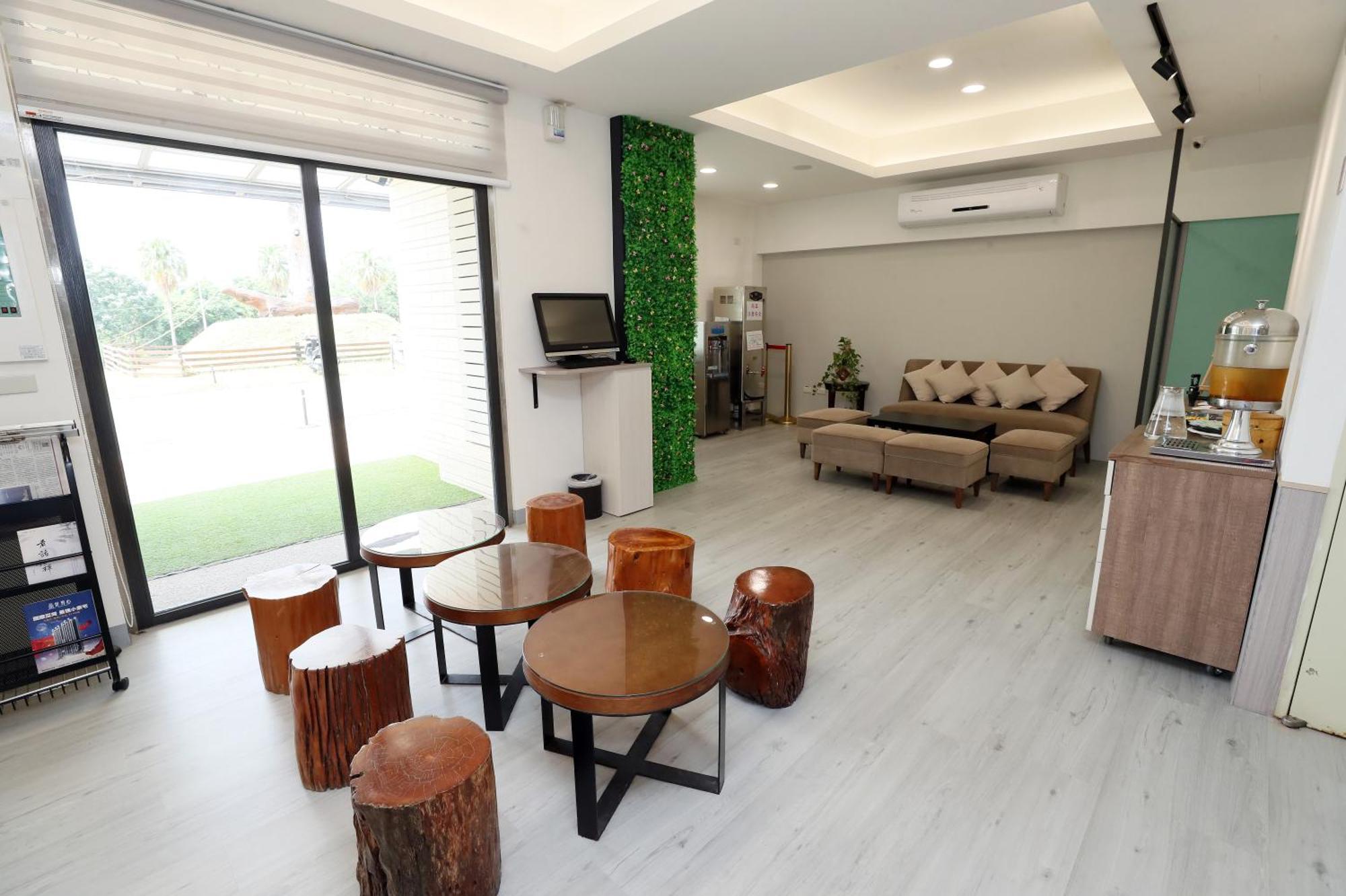 Hoya Resort Hotel Chiayi Bagian luar foto