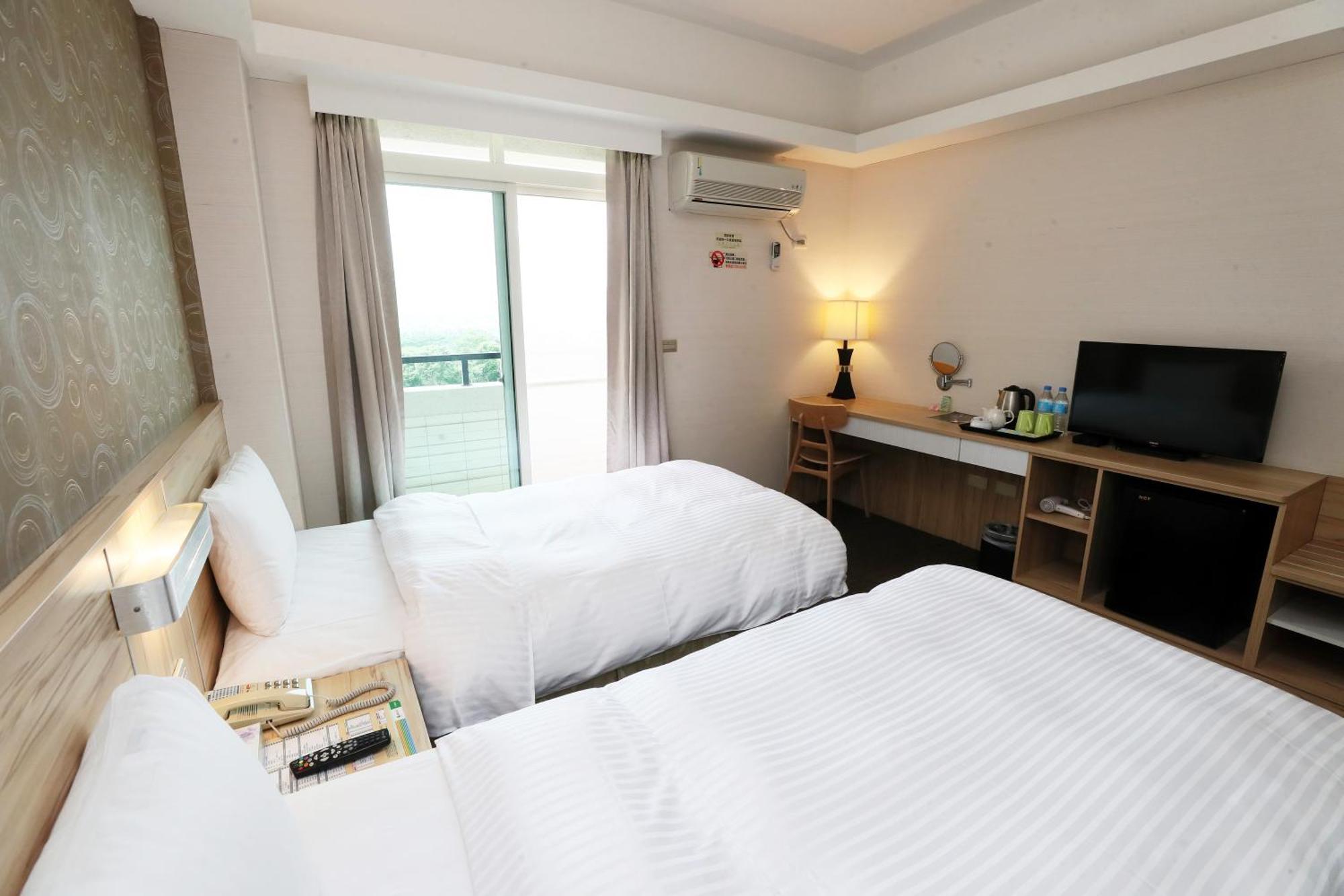 Hoya Resort Hotel Chiayi Bagian luar foto